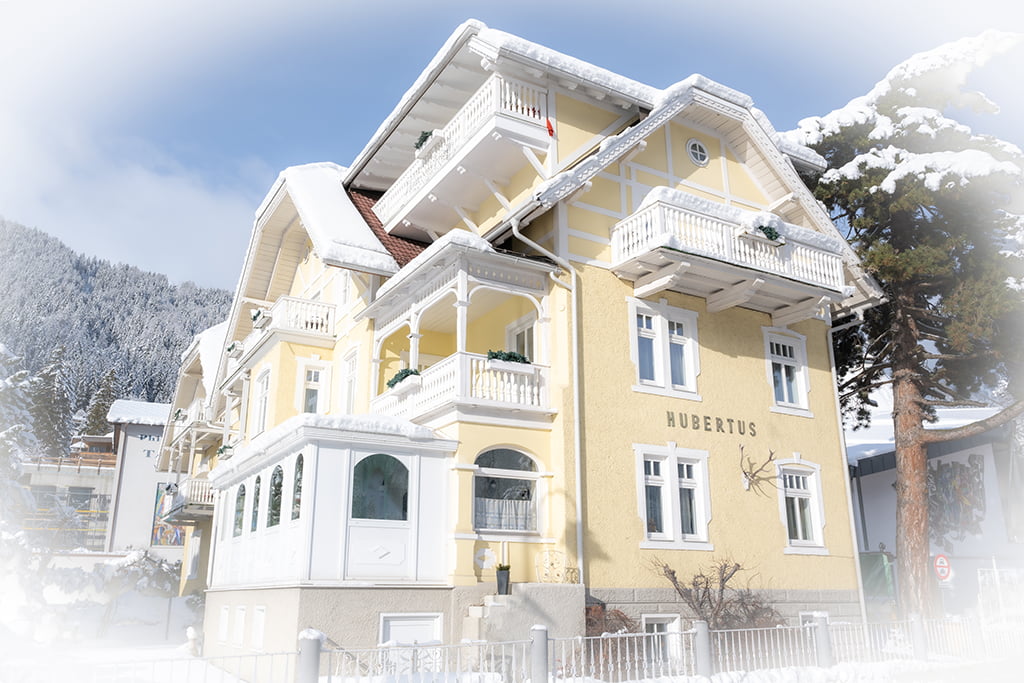 Außen Ansicht Hotel Garni Hubertus Fulpmes Stubaital